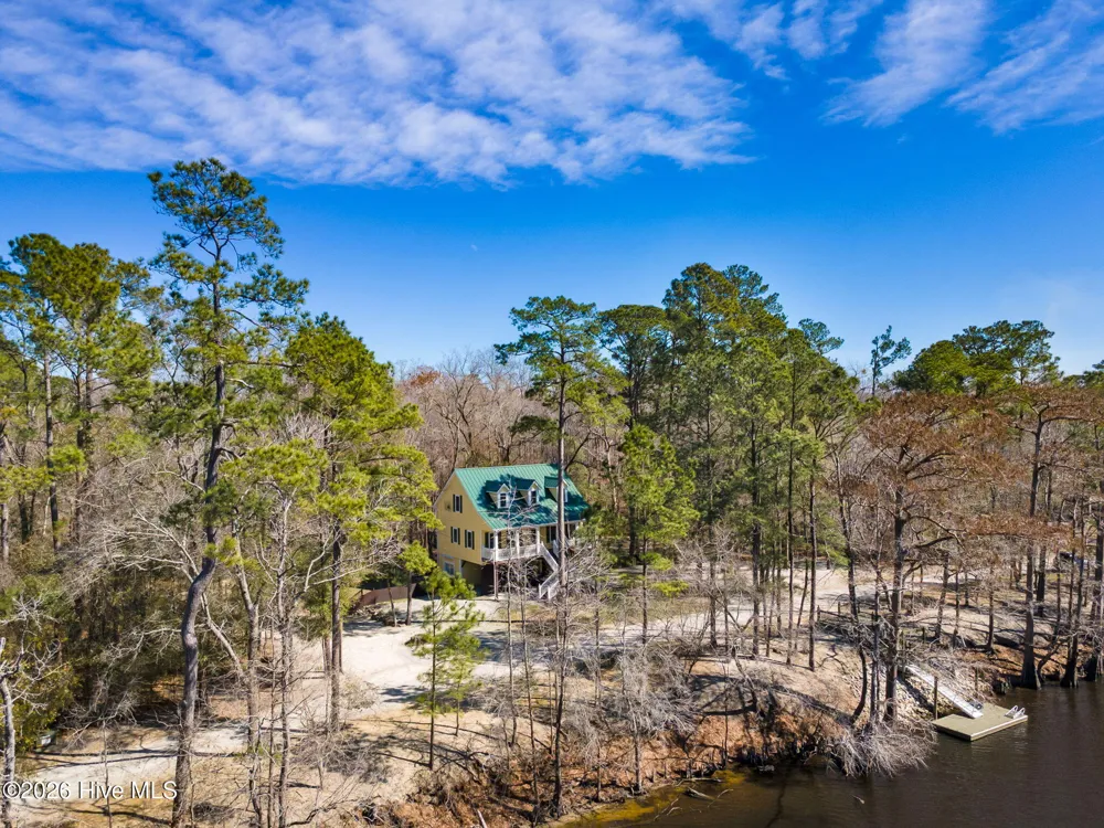 815 Riverview Drive Burgaw, NC 28425