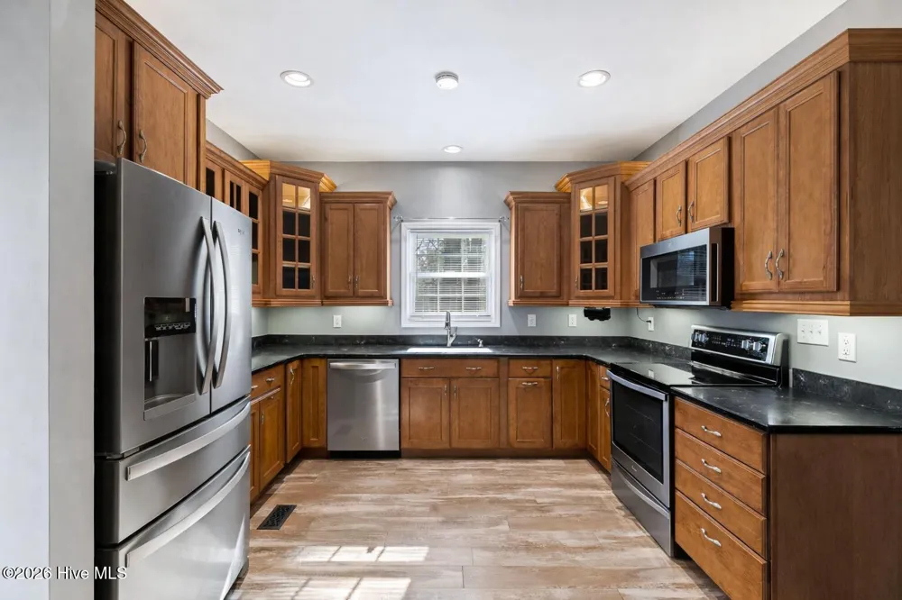 815 Riverview Drive Burgaw, NC 28425