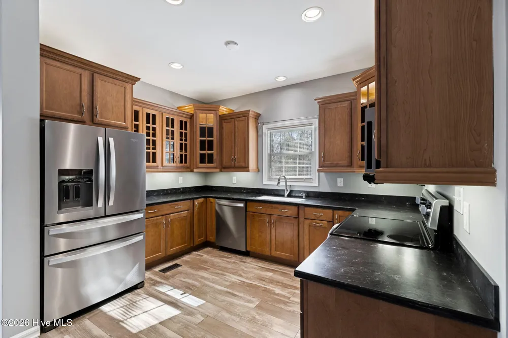 815 Riverview Drive Burgaw, NC 28425
