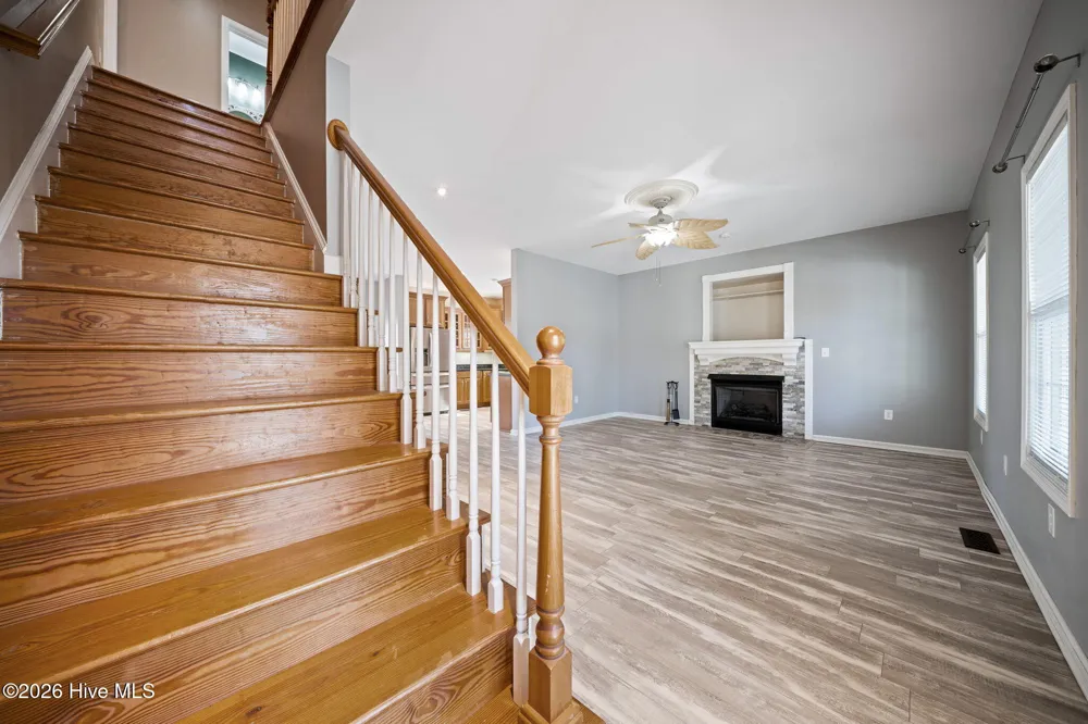 815 Riverview Drive Burgaw, NC 28425