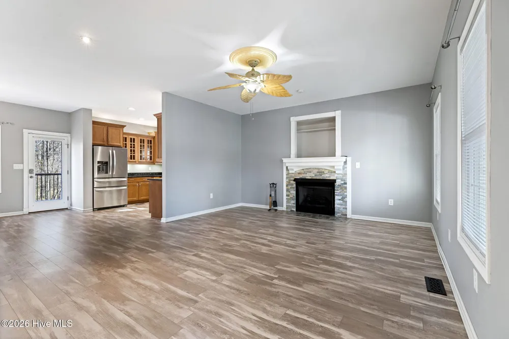 815 Riverview Drive Burgaw, NC 28425