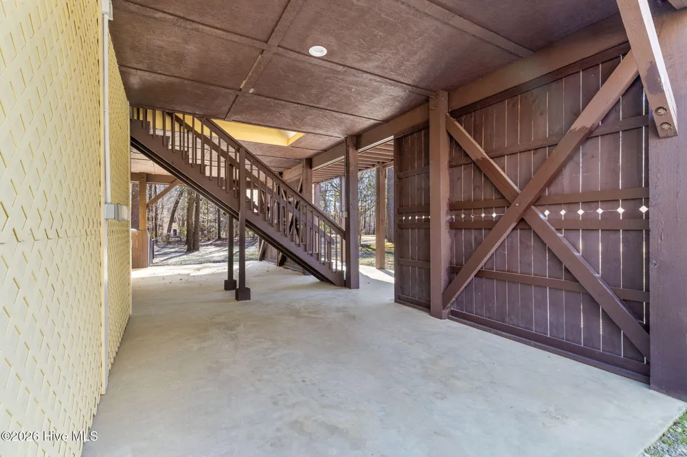 815 Riverview Drive Burgaw, NC 28425