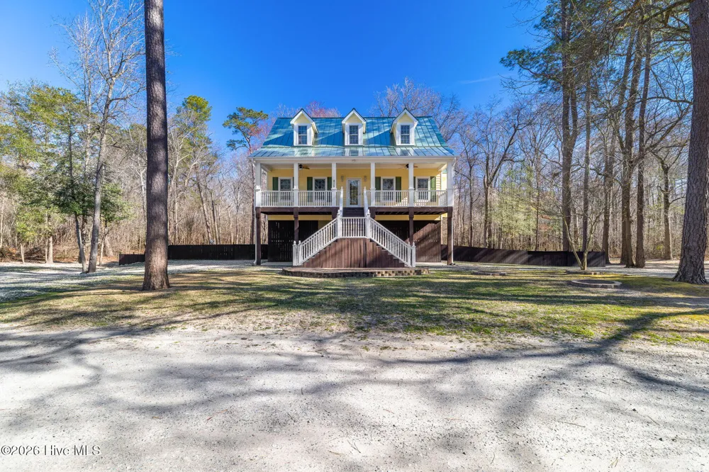 815 Riverview Drive Burgaw, NC 28425