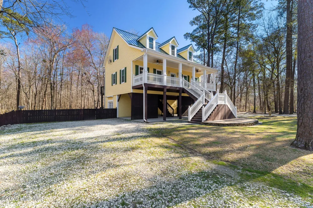 815 Riverview Drive Burgaw, NC 28425