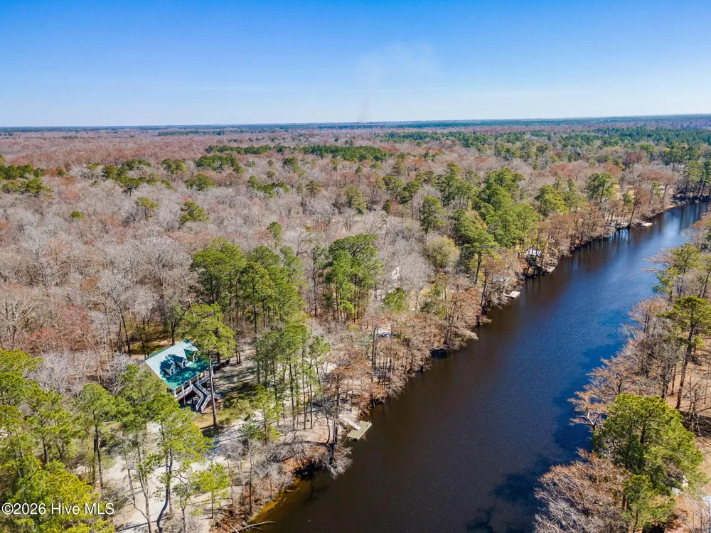 815 Riverview Drive Burgaw, NC 28425