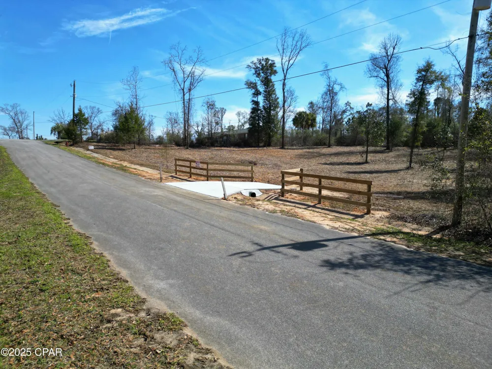 Donna Drive Marianna, FL 32446