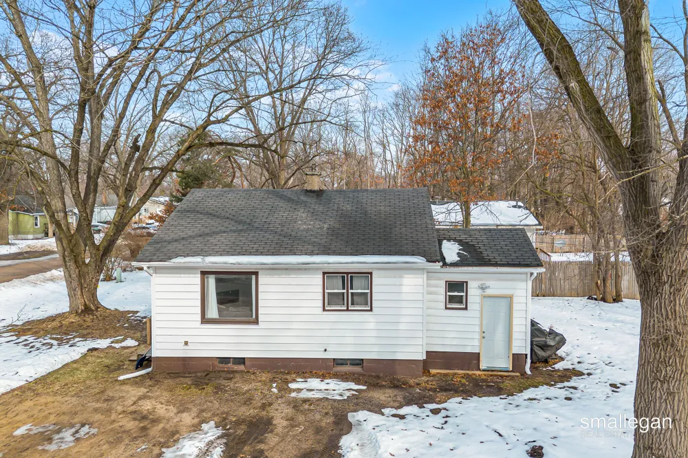 1584 Carlton Street Muskegon Charter Township, MI 49442