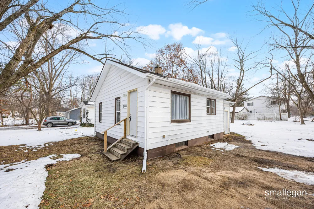 1584 Carlton Street Muskegon Charter Township, MI 49442