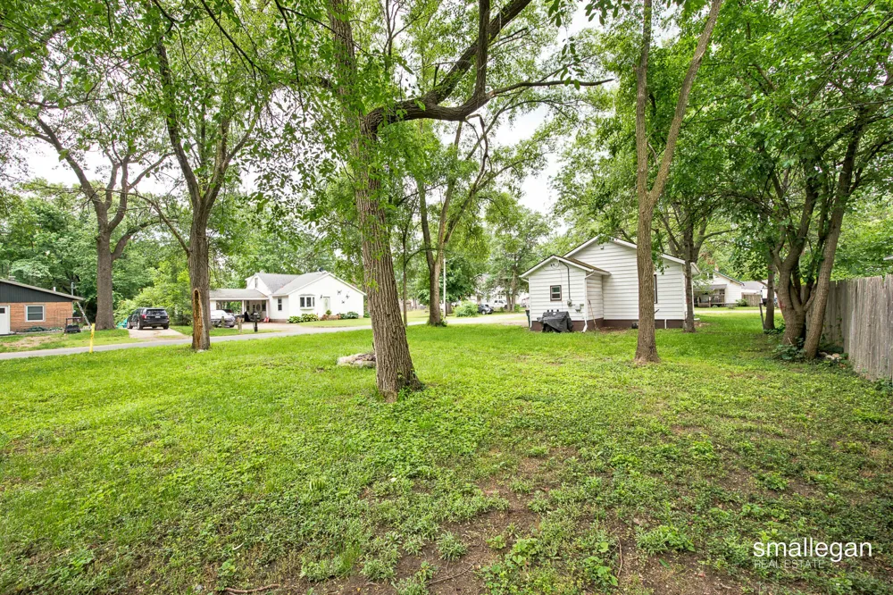 1584 Carlton Street Muskegon Charter Township, MI 49442