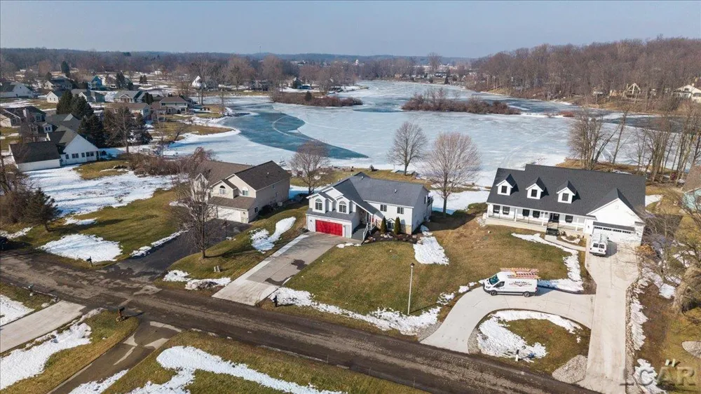 8266 Irish Mist Drive Cambridge Township, MI 49265