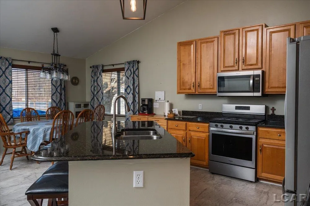 8266 Irish Mist Drive Cambridge Township, MI 49265