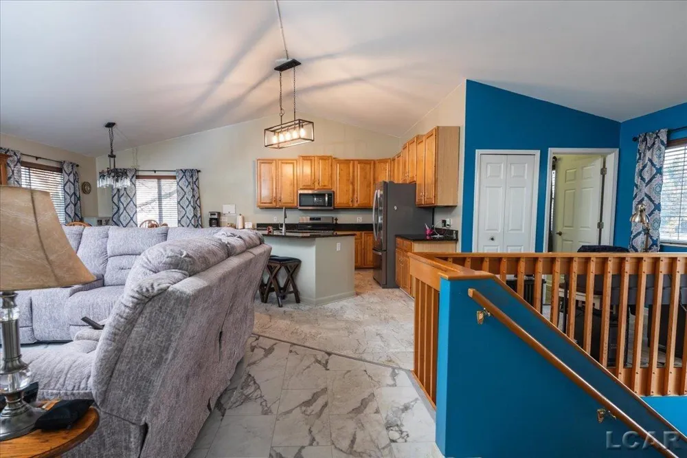 8266 Irish Mist Drive Cambridge Township, MI 49265