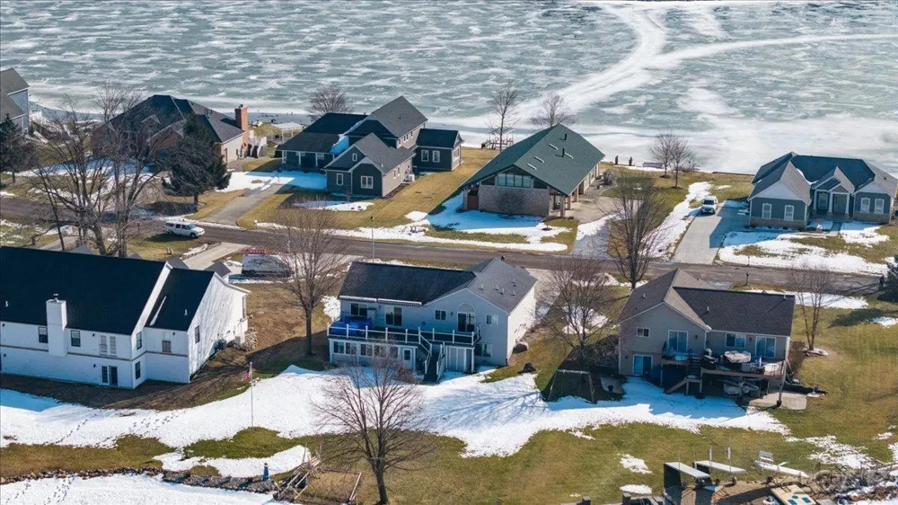 8266 Irish Mist Drive Cambridge Township, MI 49265