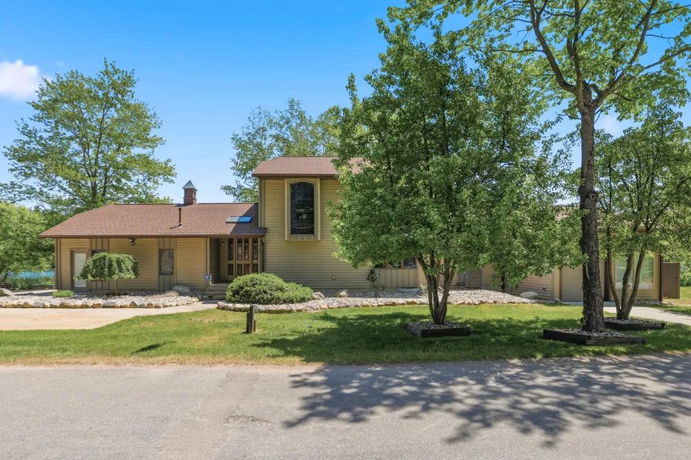 360 W Baldwin Lake Drive Greenville City, MI 48838