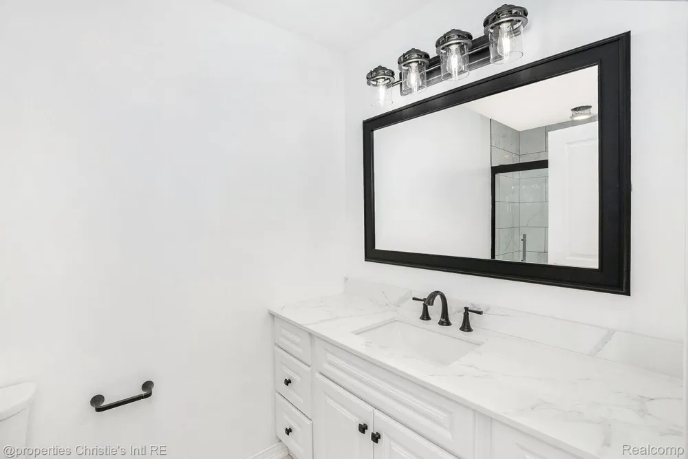 8820 JOSEPH CAMPAU STREET #3 Hamtramck City, MI 48212