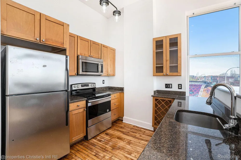 8820 JOSEPH CAMPAU STREET #3 Hamtramck City, MI 48212