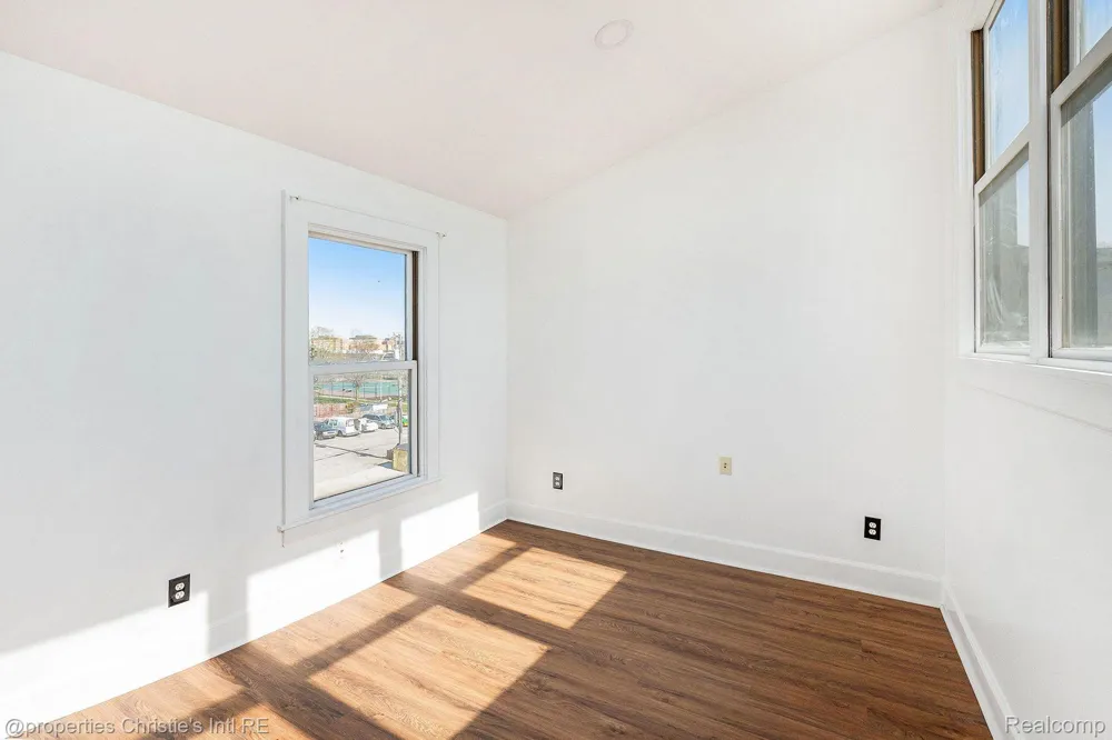 8820 JOSEPH CAMPAU STREET #3 Hamtramck City, MI 48212