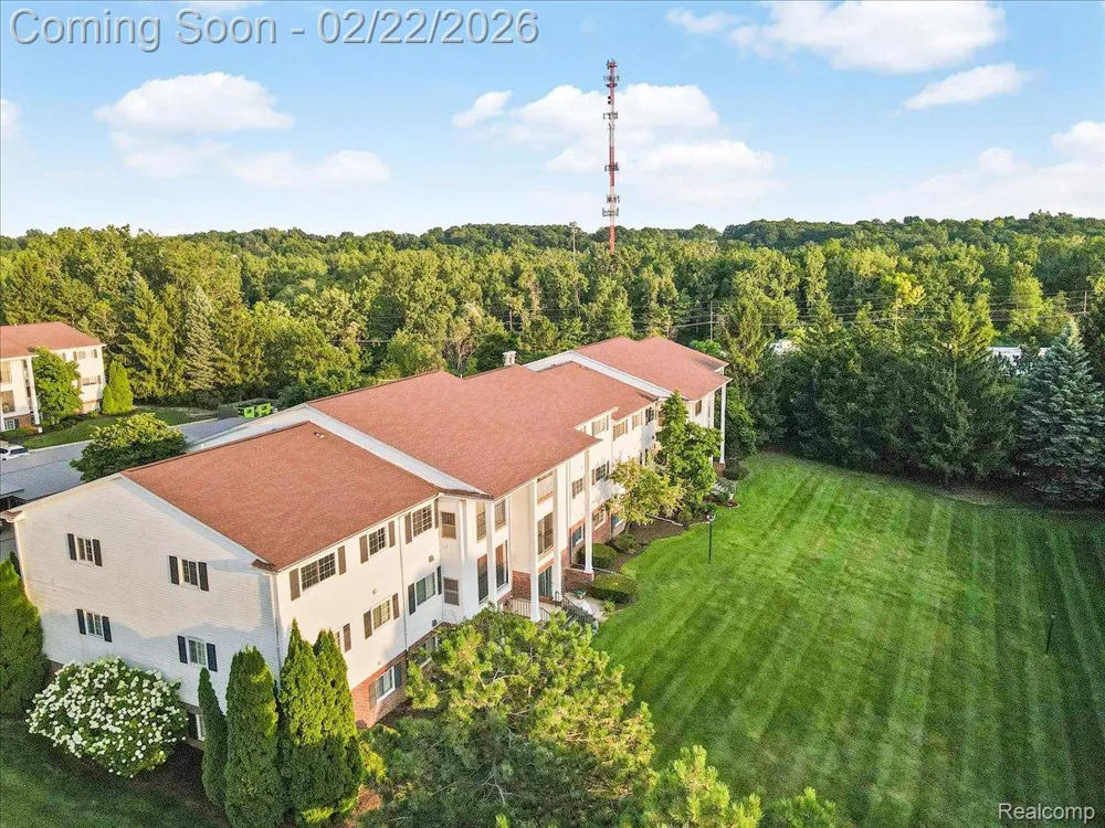 440 BALDWIN AVENUE #63 Rochester City, MI 48307