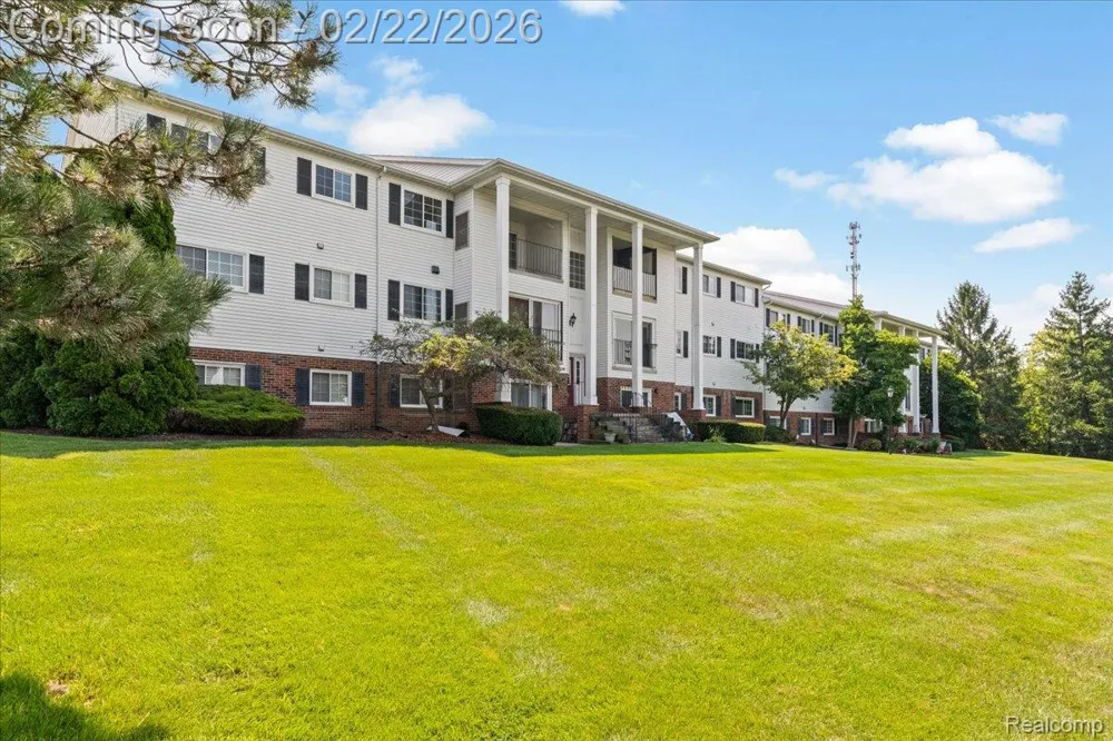440 BALDWIN AVENUE #63 Rochester City, MI 48307