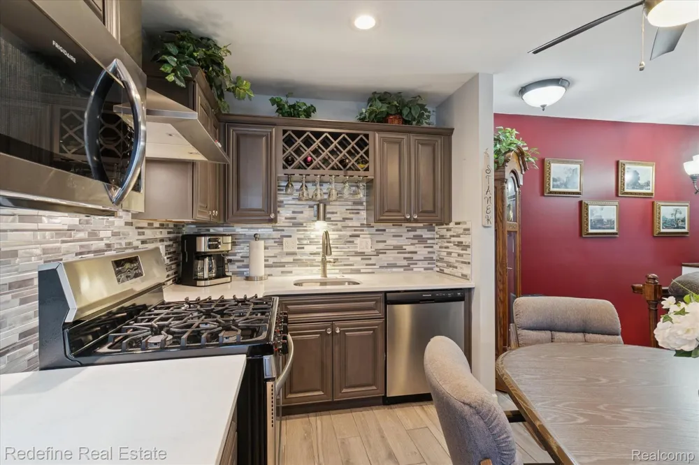 50340 Helfer Boulevard Wixom City, MI 48393