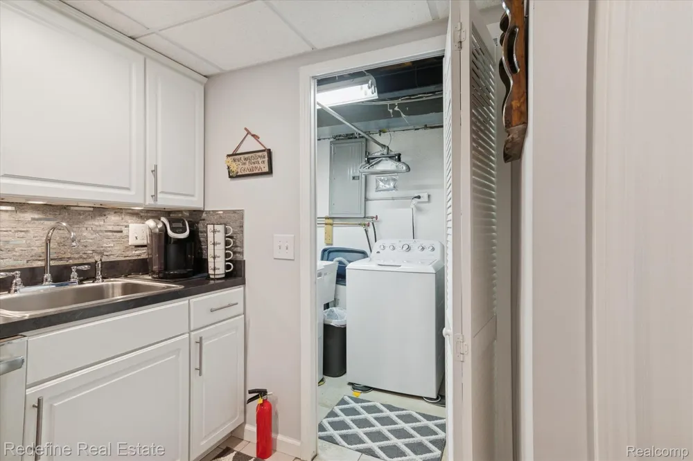 50340 Helfer Boulevard Wixom City, MI 48393