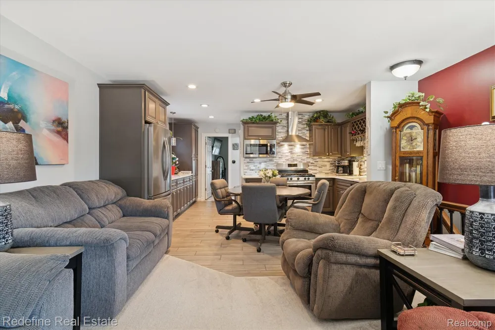 50340 Helfer Boulevard Wixom City, MI 48393