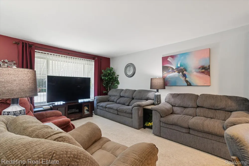 50340 Helfer Boulevard Wixom City, MI 48393