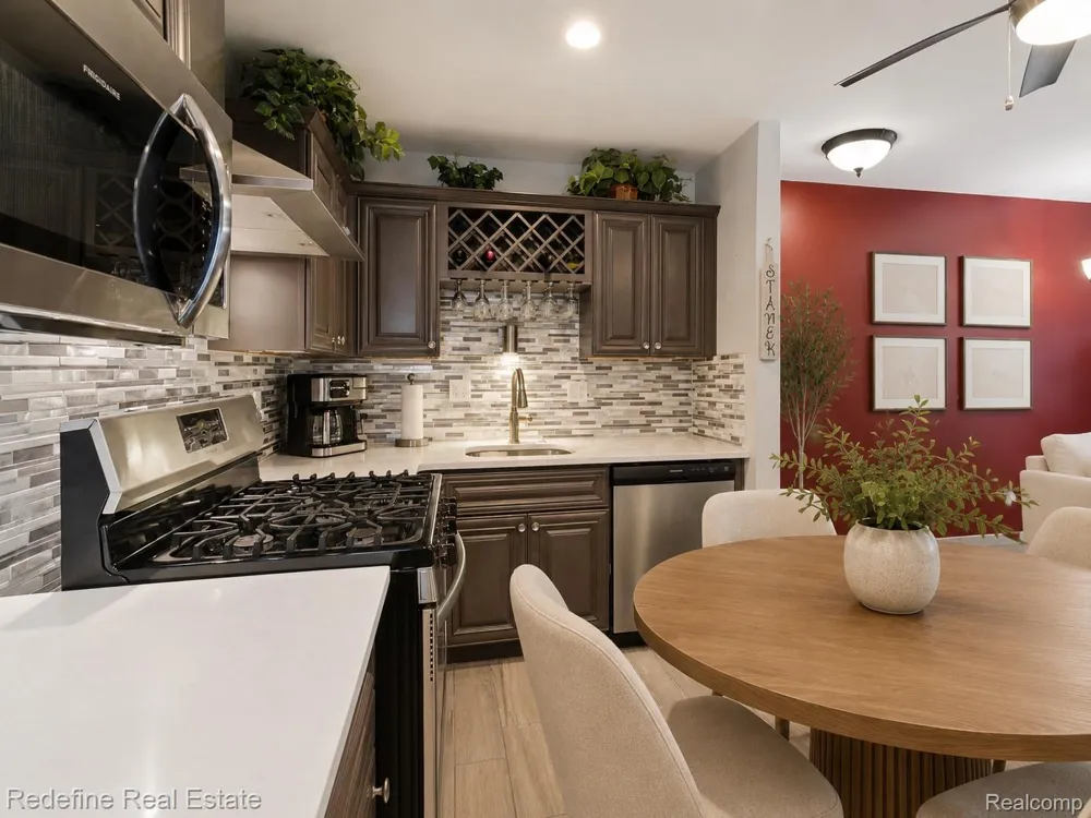 50340 Helfer Boulevard Wixom City, MI 48393
