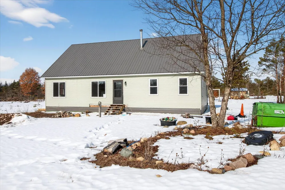 13501 Pioneer Le Roy Township, MI 49655