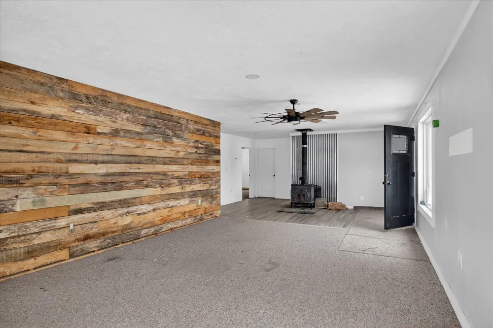 13501 Pioneer Le Roy Township, MI 49655