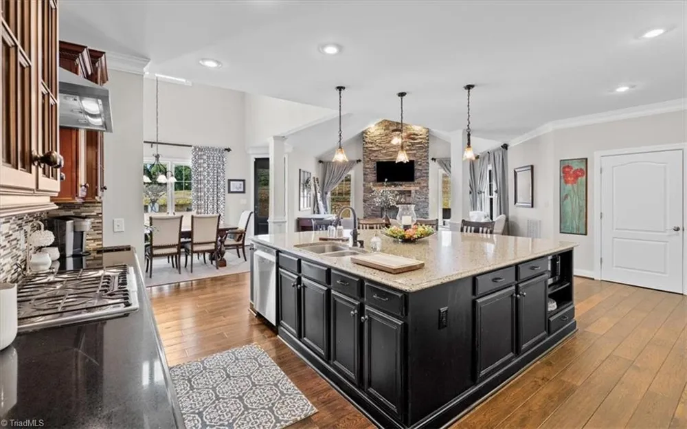 5936 Tarleton Drive Oak Ridge, NC 27310