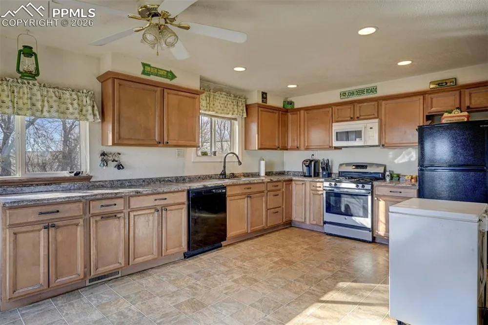 9420 Mulberry Road Calhan, CO 80808