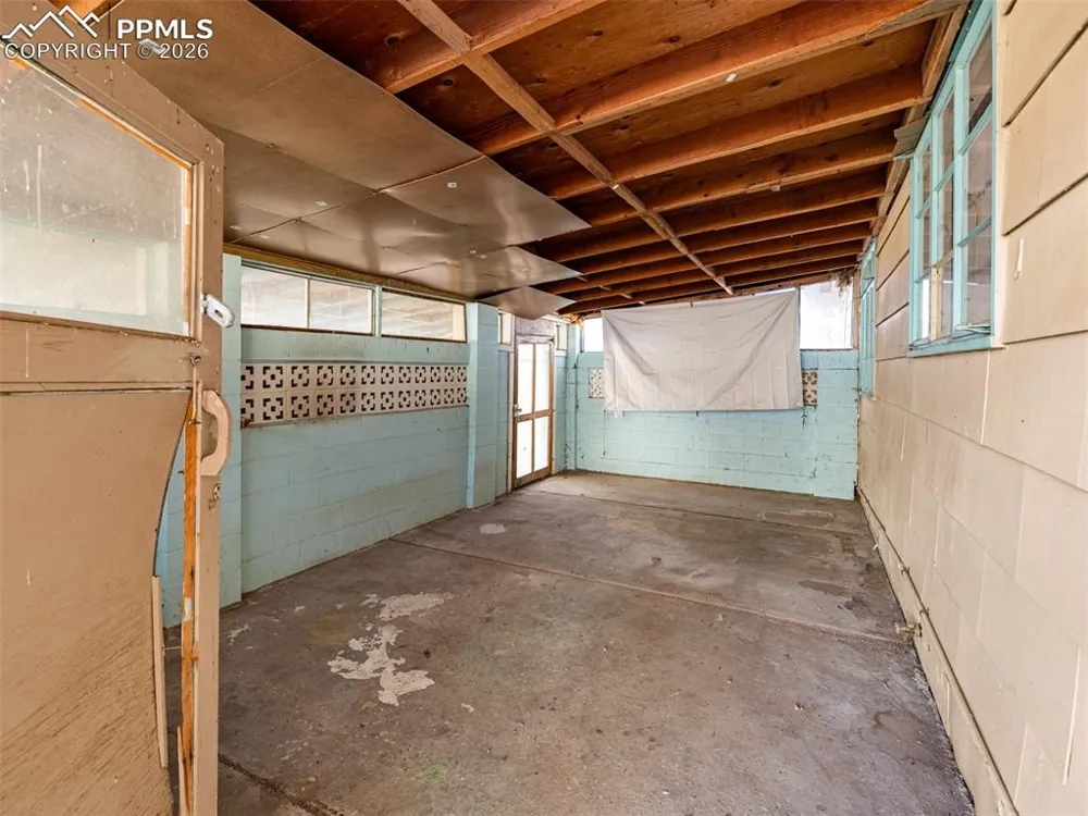 18 Dundee Lane Pueblo, CO 81001
