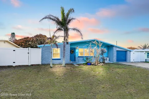251 Avenida Del Sol