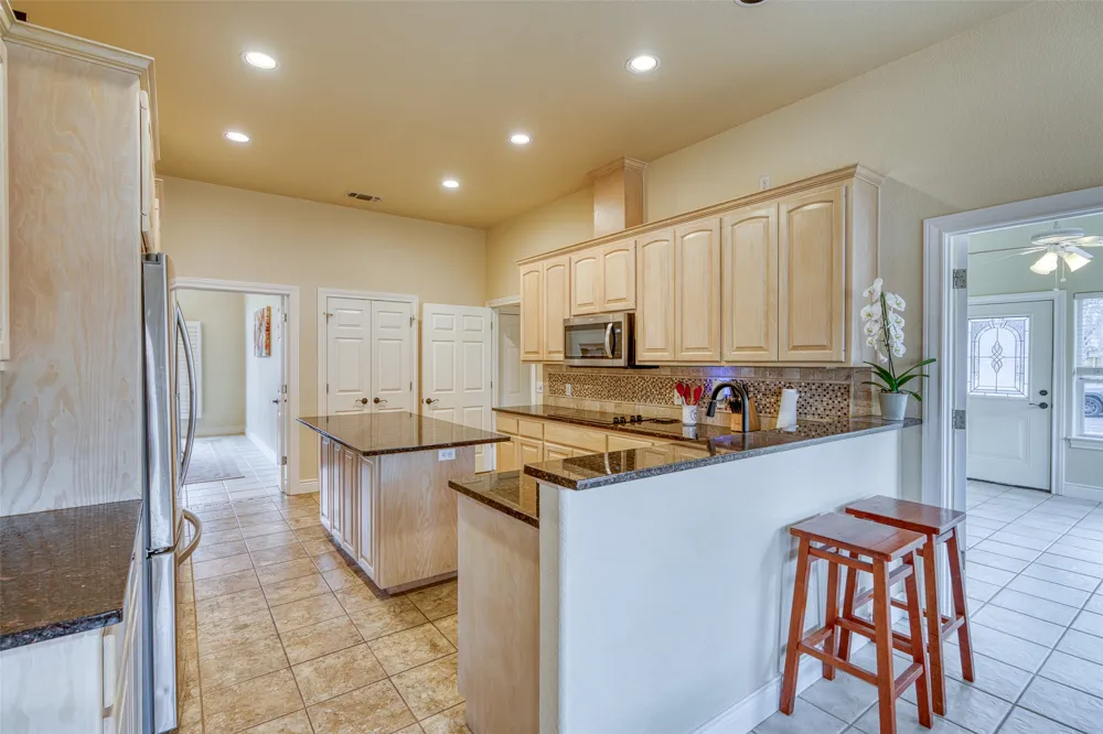 269 Quail Street Meadowlakes, TX 78654