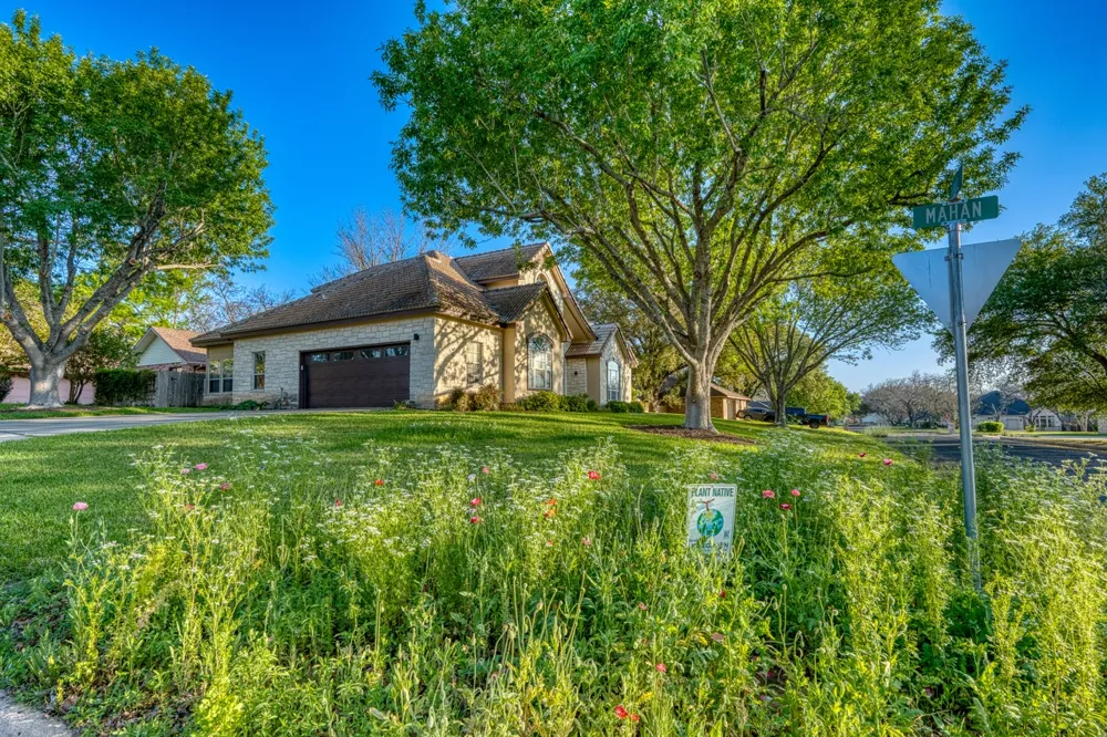 269 Quail Street Meadowlakes, TX 78654