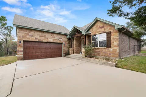 5562 Denmans Loop