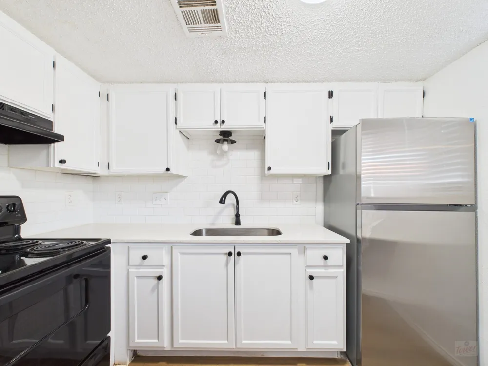 2500 Burleson Road #201 Austin, TX 78741