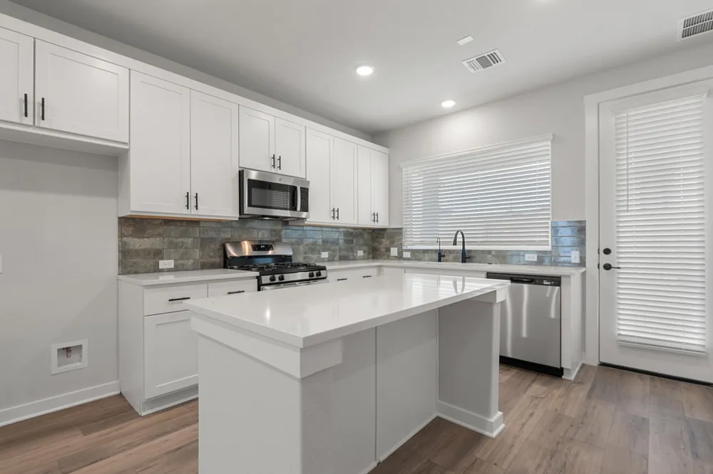 102 Marie Way Georgetown, TX 78626