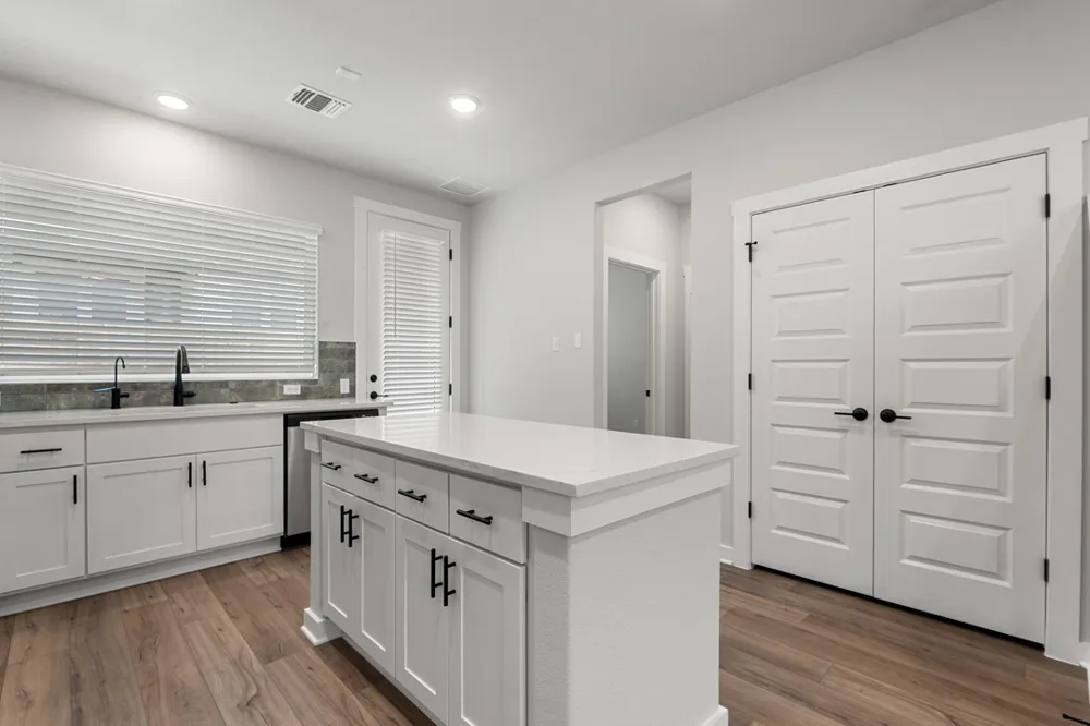 102 Marie Way Georgetown, TX 78626