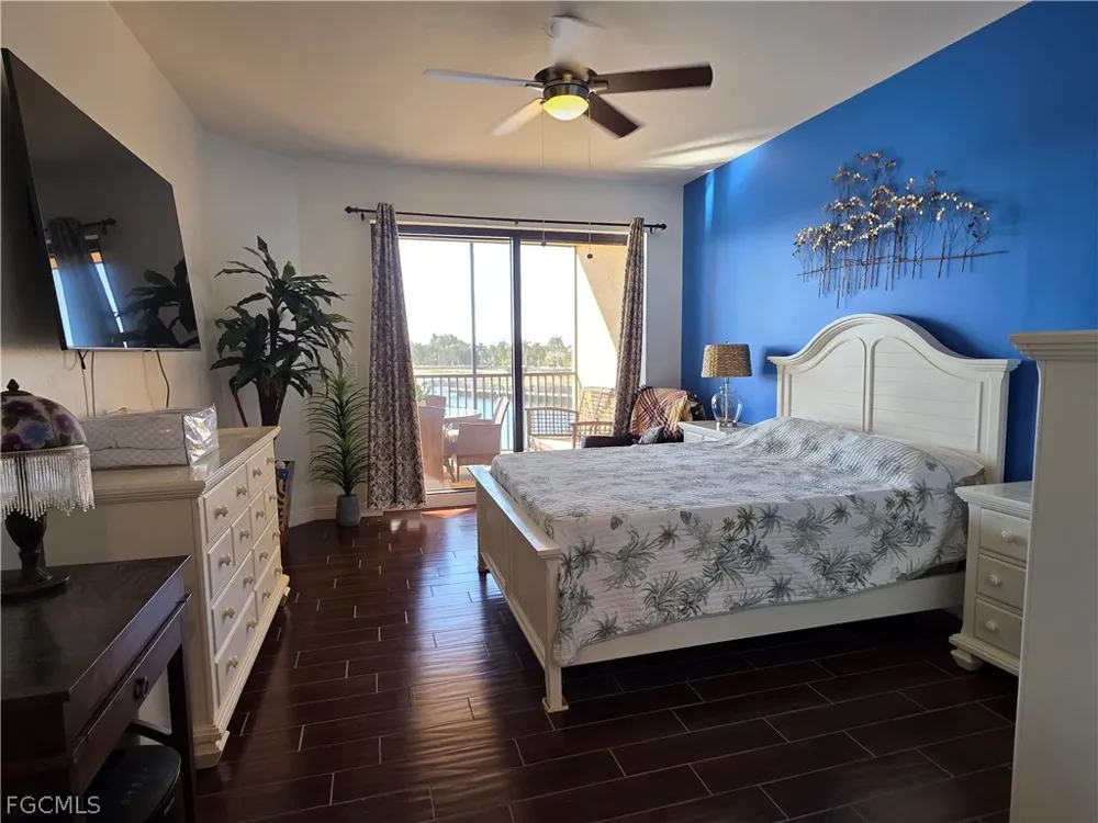 Cape Harbour Drive #211 Cape Coral, FL 33914