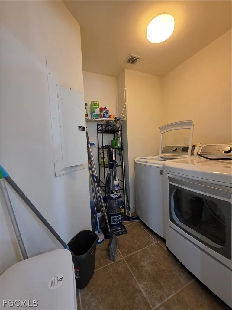 Cape Harbour Drive #211 Cape Coral, FL 33914