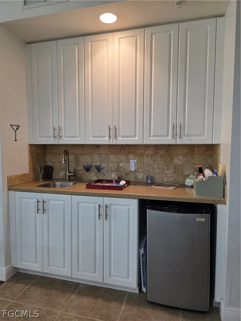 Cape Harbour Drive #211 Cape Coral, FL 33914