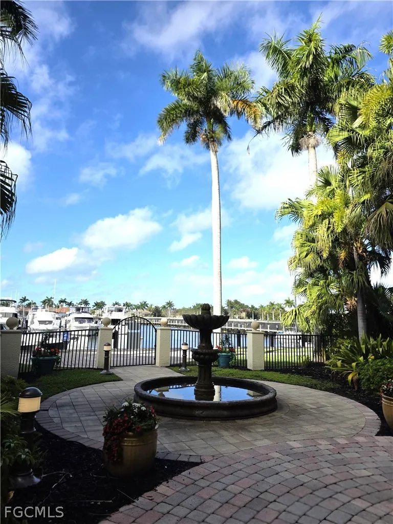 Cape Harbour Drive #211 Cape Coral, FL 33914