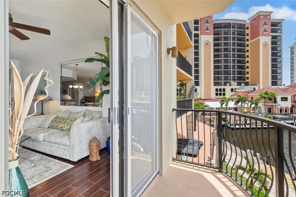 Cape Harbour Drive #211 Cape Coral, FL 33914