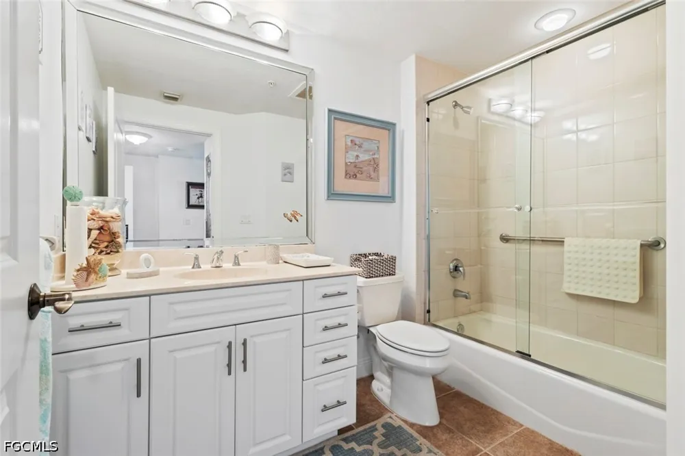 Cape Harbour Drive #211 Cape Coral, FL 33914