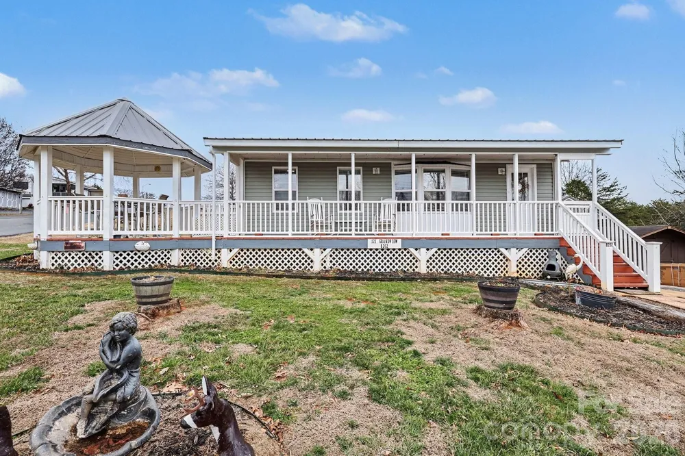121 Grand View Drive #202/202A New London, NC 28127
