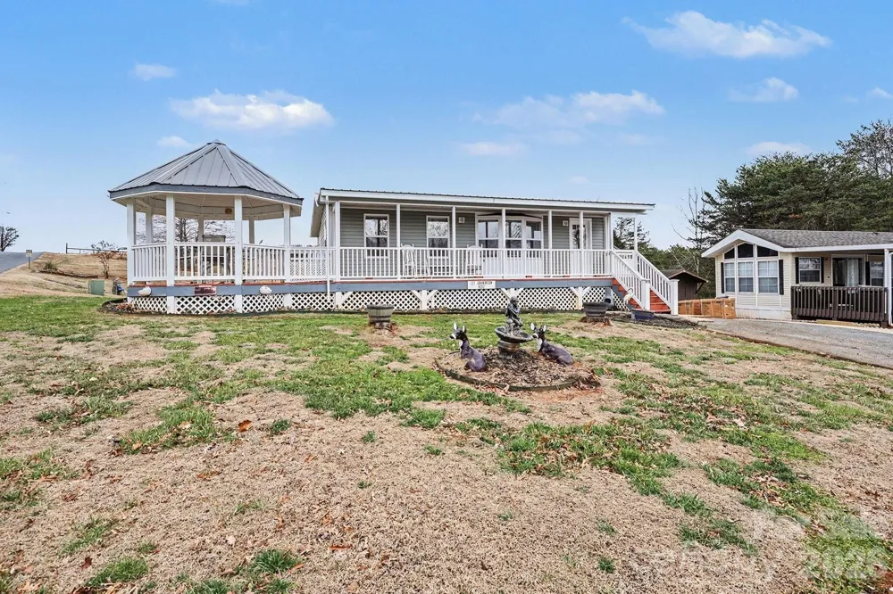 121 Grand View Drive #202/202A New London, NC 28127