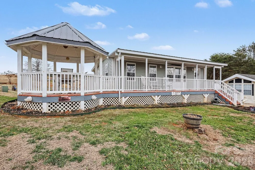 121 Grand View Drive #202/202A New London, NC 28127