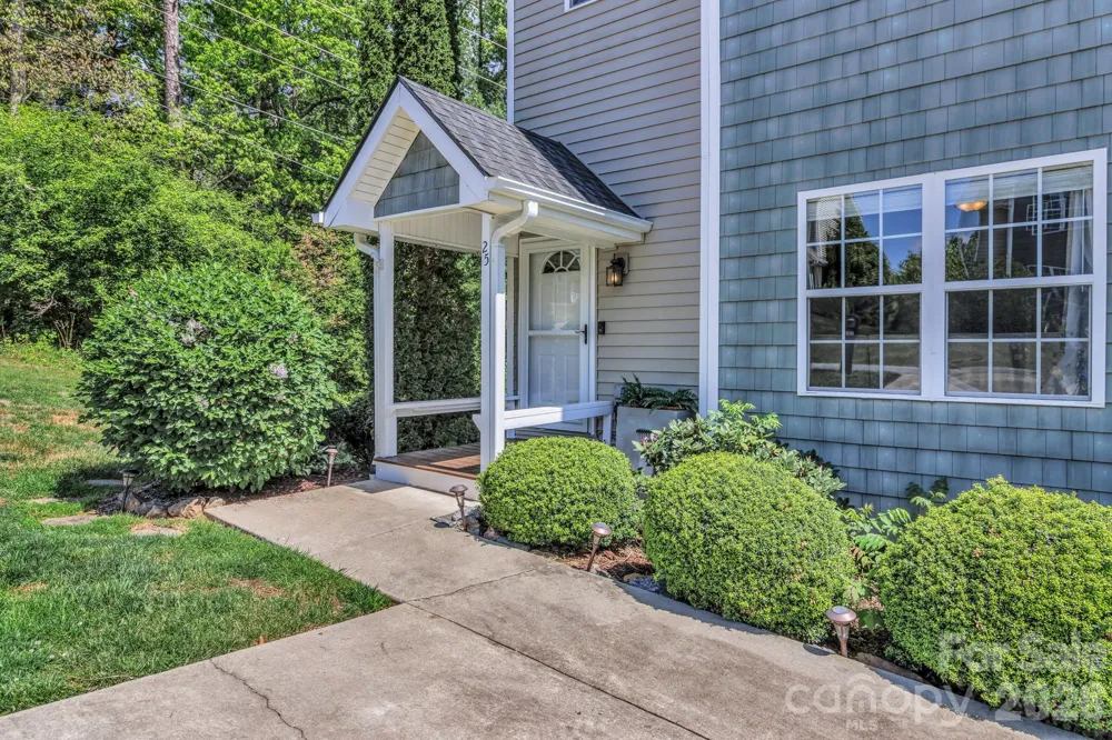 25 Union Chapel Road Weaverville, NC 28787